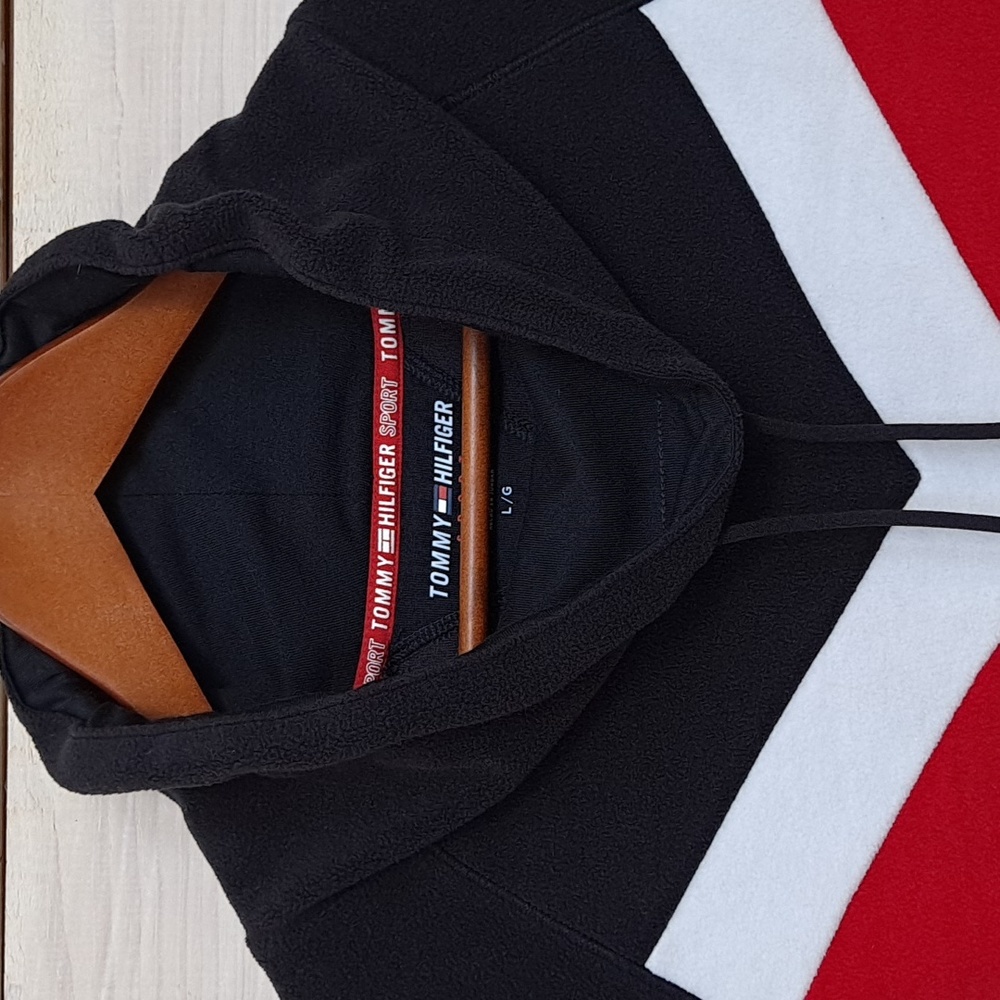 Tommy Hilfiger Women's Premium Performance Pullover Fleece | Size Large - Picture 10 of 11
